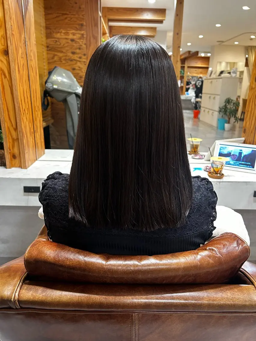 ミディアム 縮毛矯正 adorable 樋口円のヘアスタイル