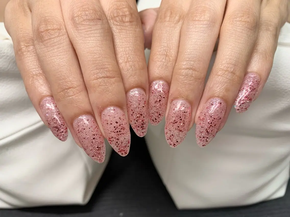 ネイル キラキラネイル ラメ(グリッター) ピンク ネイルチップ R nailのネイルデザイン