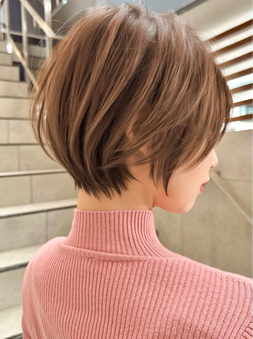 ショート カット 美髪縮毛矯正✨🫧 レイヤー川村利幸のヘアスタイル