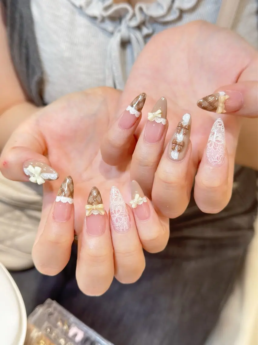 ネイル チークネイル 長さ出し フレンチネイル ガーリー 韓国ネイル ハンドネイル ハンドケア 🦋Yumi Nail🦋Momoのネイルデザイン
