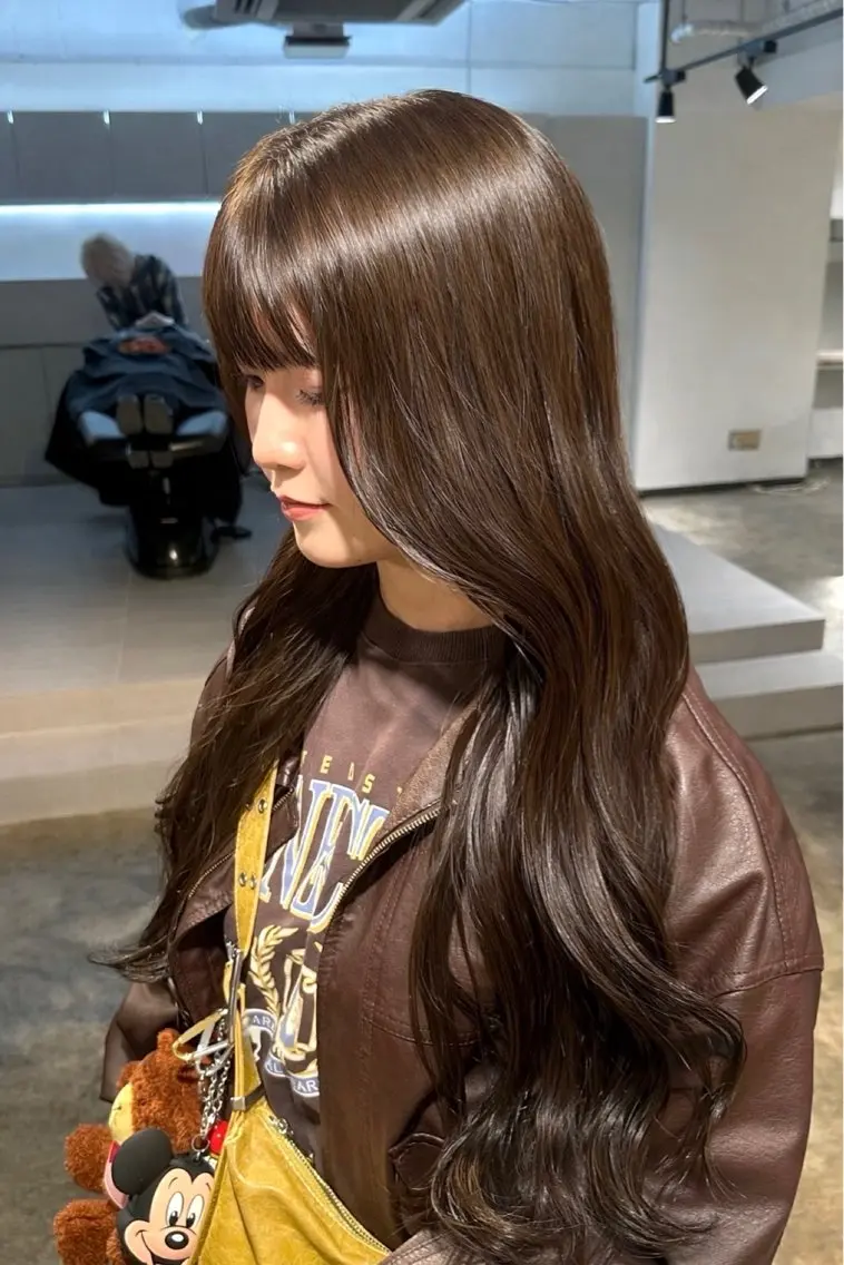 ロング カラー ベージュカラー ブリーチ ブラウンカラー グレージュ ヘーゼル ヘアカラー 🪐ブリーチ/透明感 🪐HARUKAのヘアスタイル
