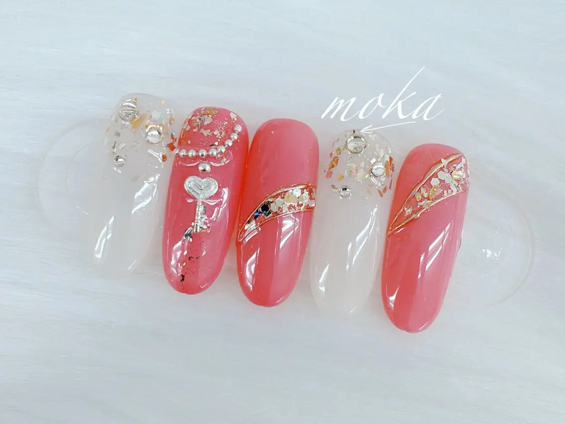 ネイル 胡蝶蘭レディースサロ ンNailMOKAのネイルデザイン