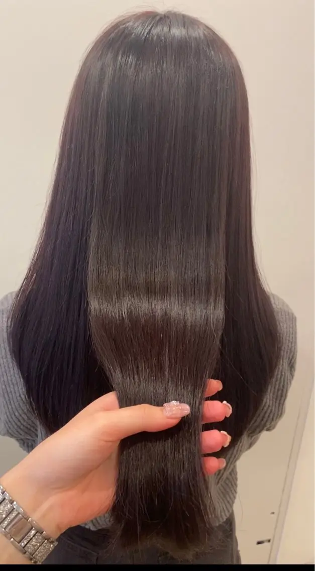 透明感カラー+OggiOttoトリートメント 🩵.*・゚の写真