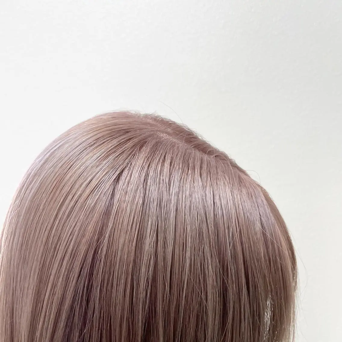 ミディアム カラー パーマ ヘアアレンジ メンズ キッズ ネイル マツエク・マツパ メンズブリーチ メンズハイライト メンズインナーカラー メンズ韓国風 ブリーチ ヘアカラー トリートメント ヘアセット 切りっぱなしヘアボブ ミディアムヘアRYOのヘアスタイル