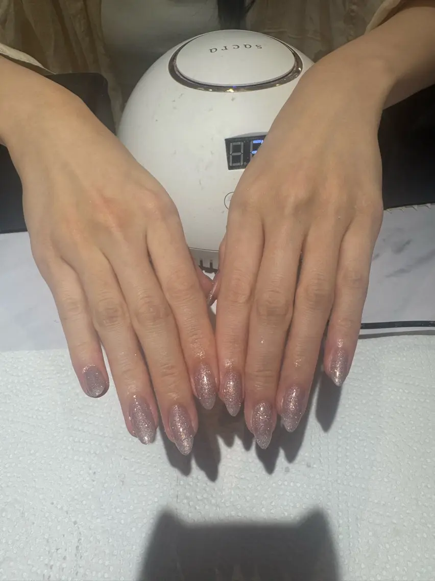 ネイル ナナ1級ネイリスト✨ PEEKABOOのネイルデザイン