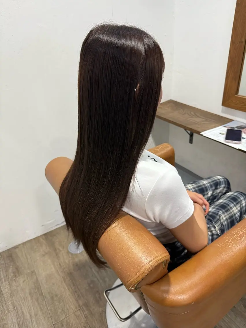 ロング カラー ヘアカラー 井手 梨乃のヘアスタイル