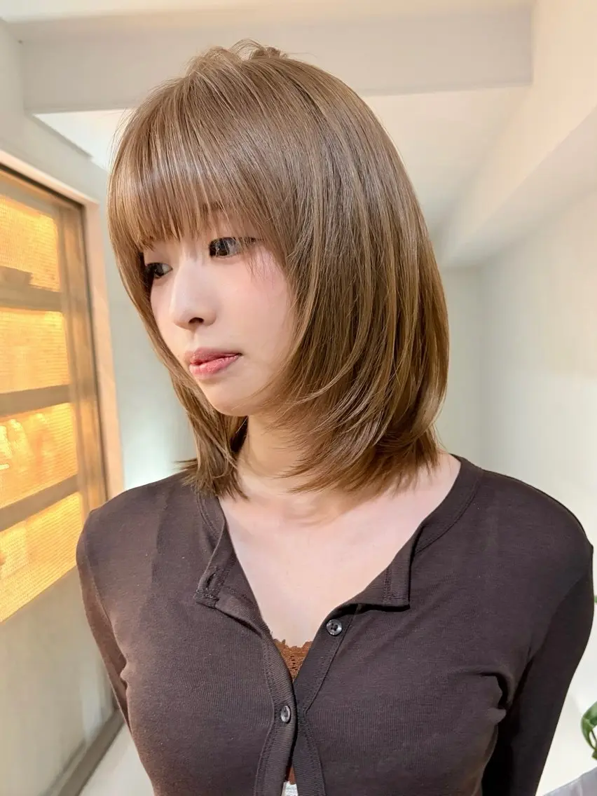 ショート カラー ヘアカラー トリートメント ハッシュカット&艶々 ハイトーン/ミワのヘアスタイル
