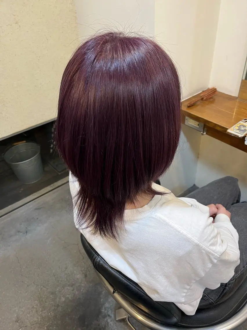 ショート カラー ラベンダーカラー 丸山 菜々子のヘアスタイル