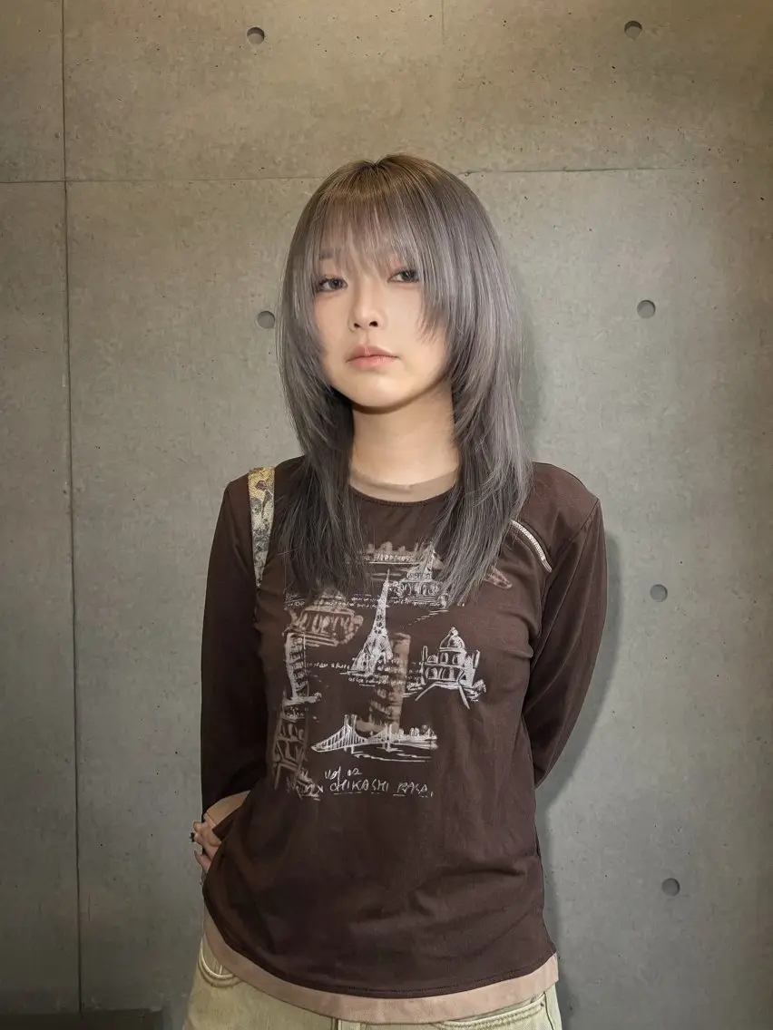 〈新規限定〉ハイブリーチカラー+トリートメントの写真