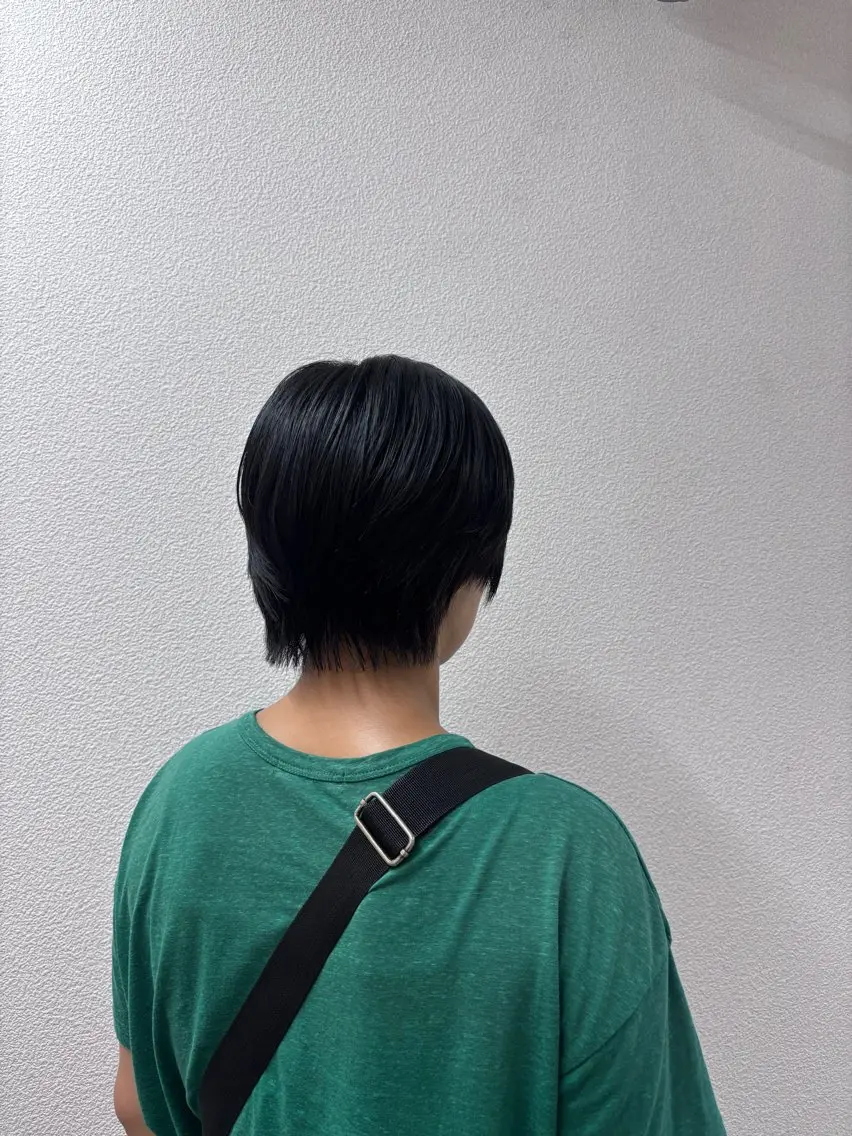 ショート 真鍋 月音のヘアスタイル