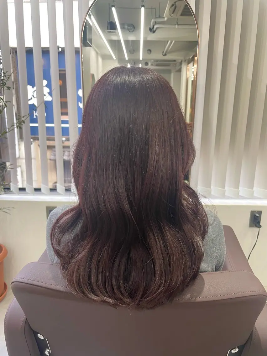 ロング カラー 川中 あいかのヘアスタイル