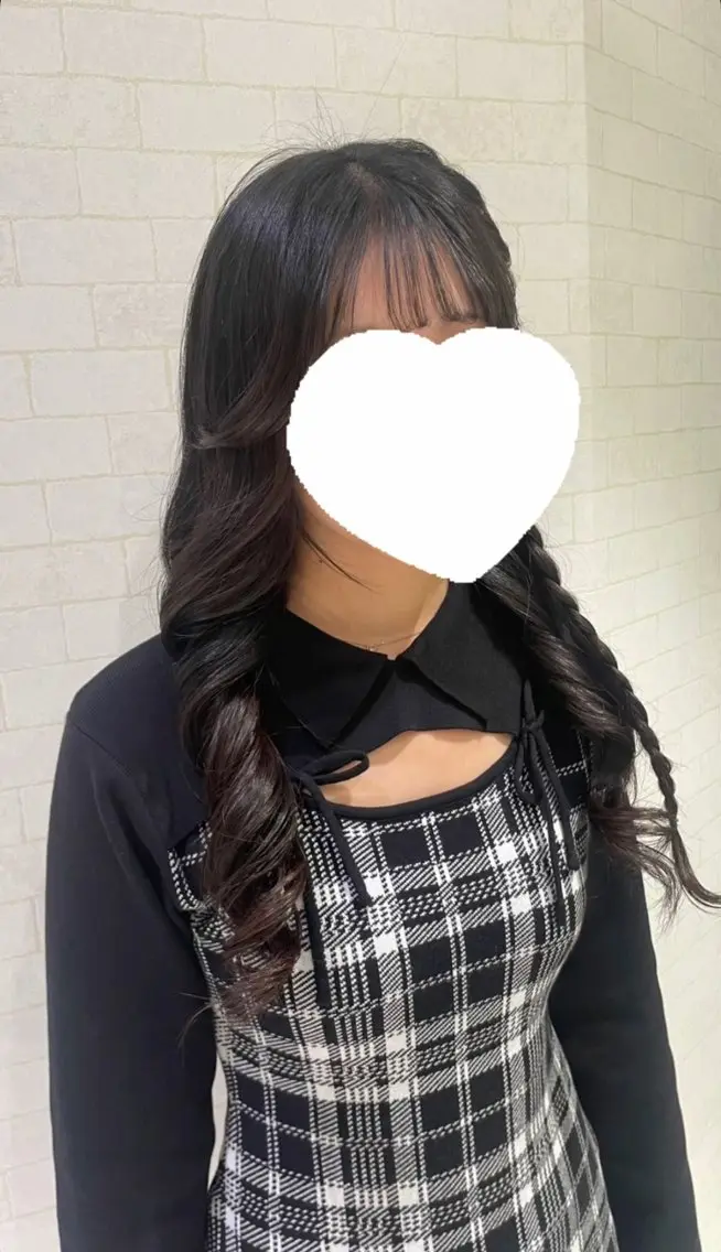 ロング ヘアアレンジ ヘアセット 新開 羽音のヘアスタイル