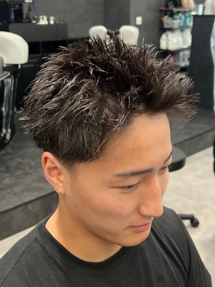 ショート ショートヘア スパイキーショート 長谷野真吾のヘアスタイル
