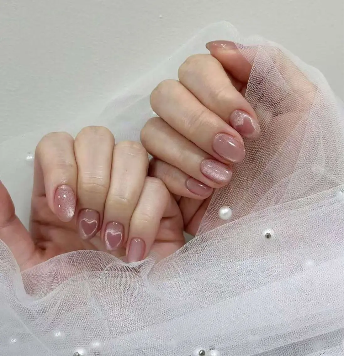 【HAND】ハート🫶マグネットネイルの写真