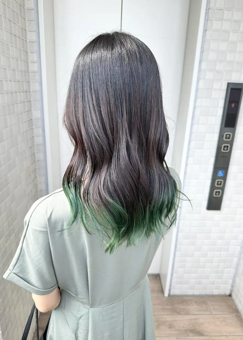 カット+グラデーションカラー+スプリナージュトリートメントの写真
