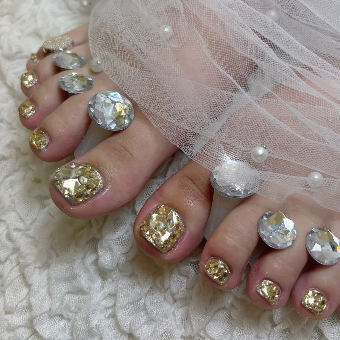 ネイル フットネイル フレンチネイル ジェルネイル ガーリー グラデーション フットネイル D.d Nail Moeのネイルデザイン