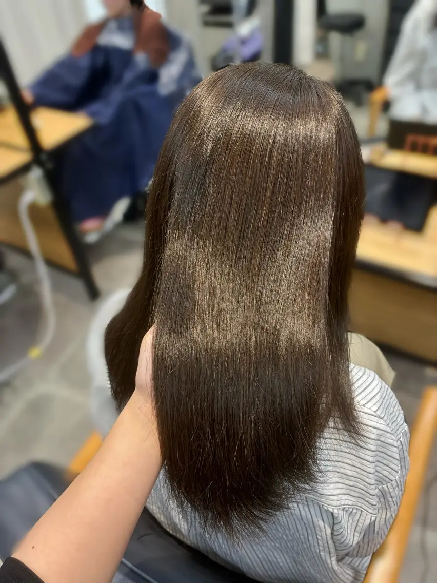 カラー ブリーチ 透明感カラー グレージュ ブリーチなしカラー オリーブグレージュ ヘアカラー トリートメント 透明感カラー🌟梅田 🌟Shinobuのヘアスタイル