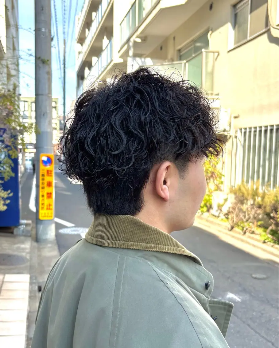 ミディアム パーマ メンズ 波巻きパーマ メンズパーマ /マッシュ/ヨシダのヘアスタイル