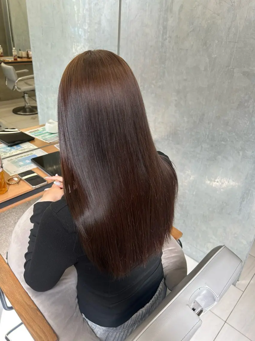ロング カラー 坂井 咲月のヘアスタイル