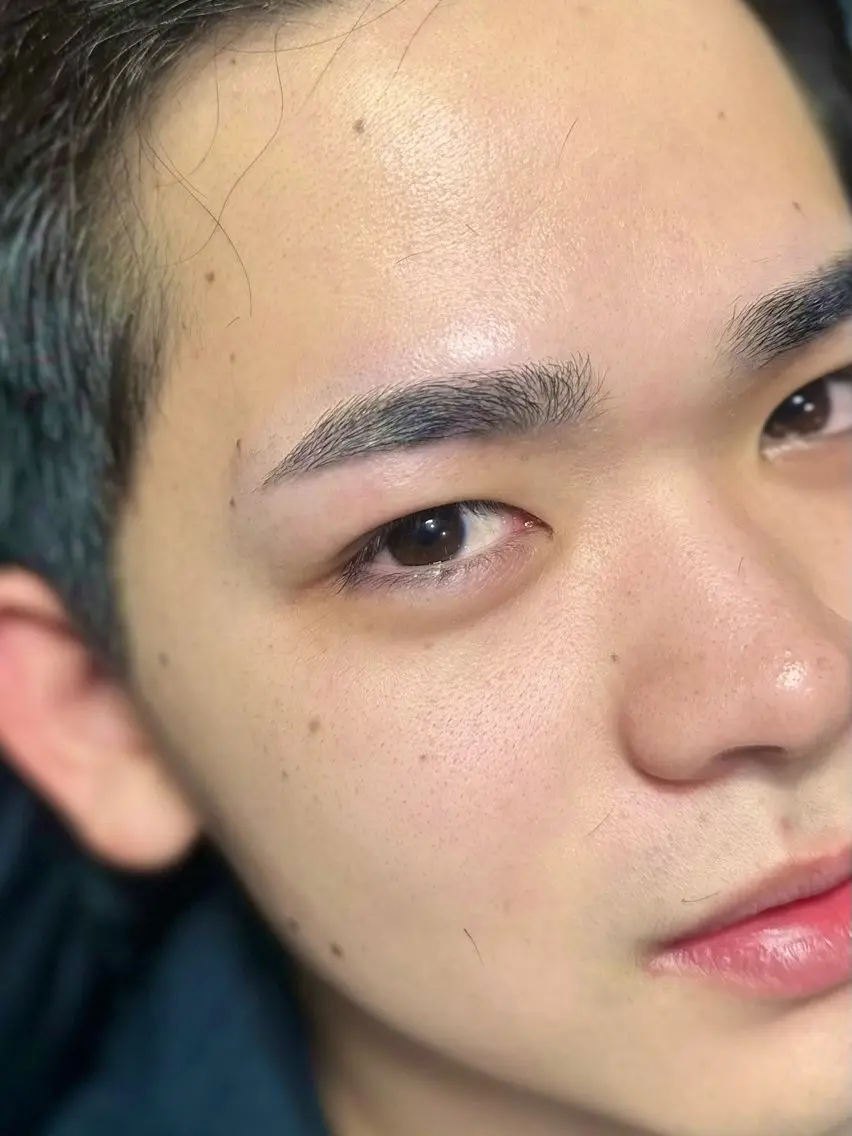 《初回限定｜男性限定》似合わせ眉スタイリング（Wax＋カット込み）の写真