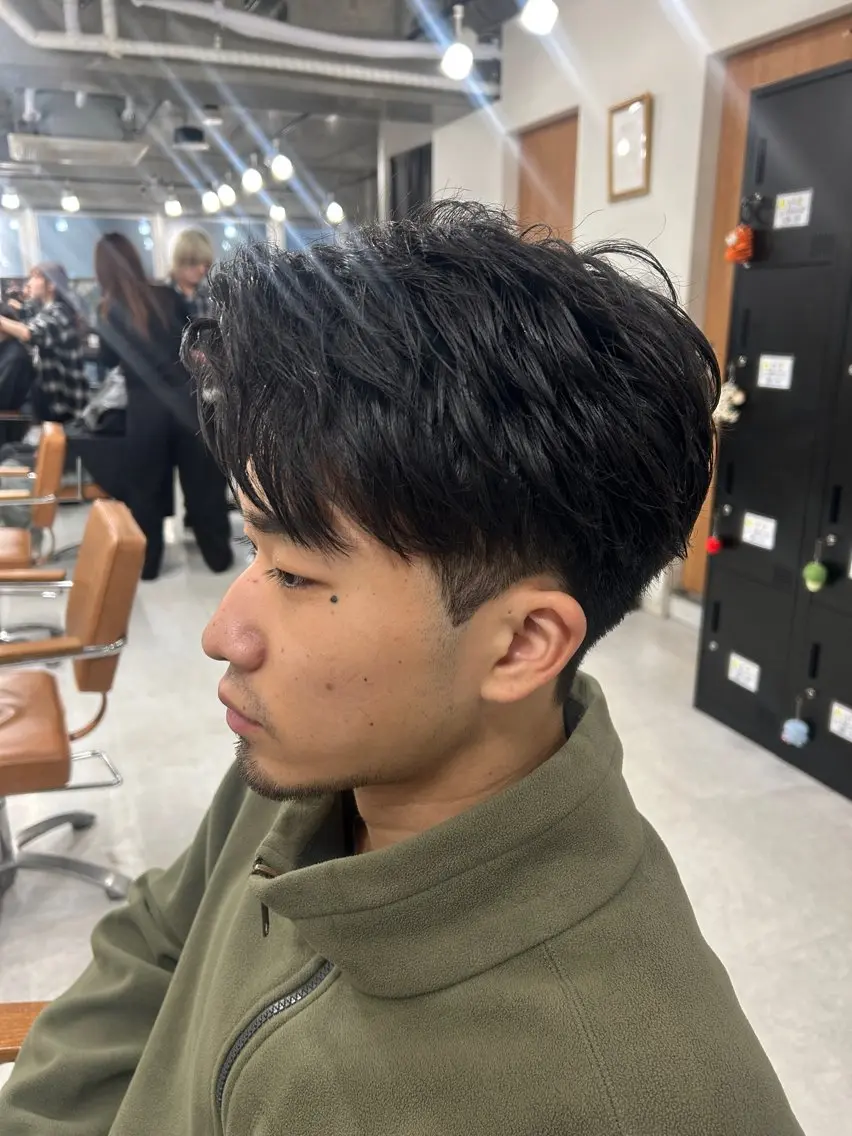パーマ メンズ カット トリートメント ヘッドスパ ヘアセット カズキ🌼曲がる 縮毛矯正のヘアスタイル