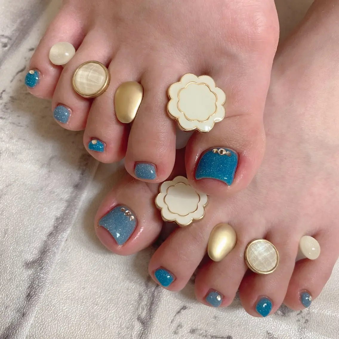 ネイル フットネイル 💅ネイルハウス🏡 🎀TOMO🎀のネイルデザイン