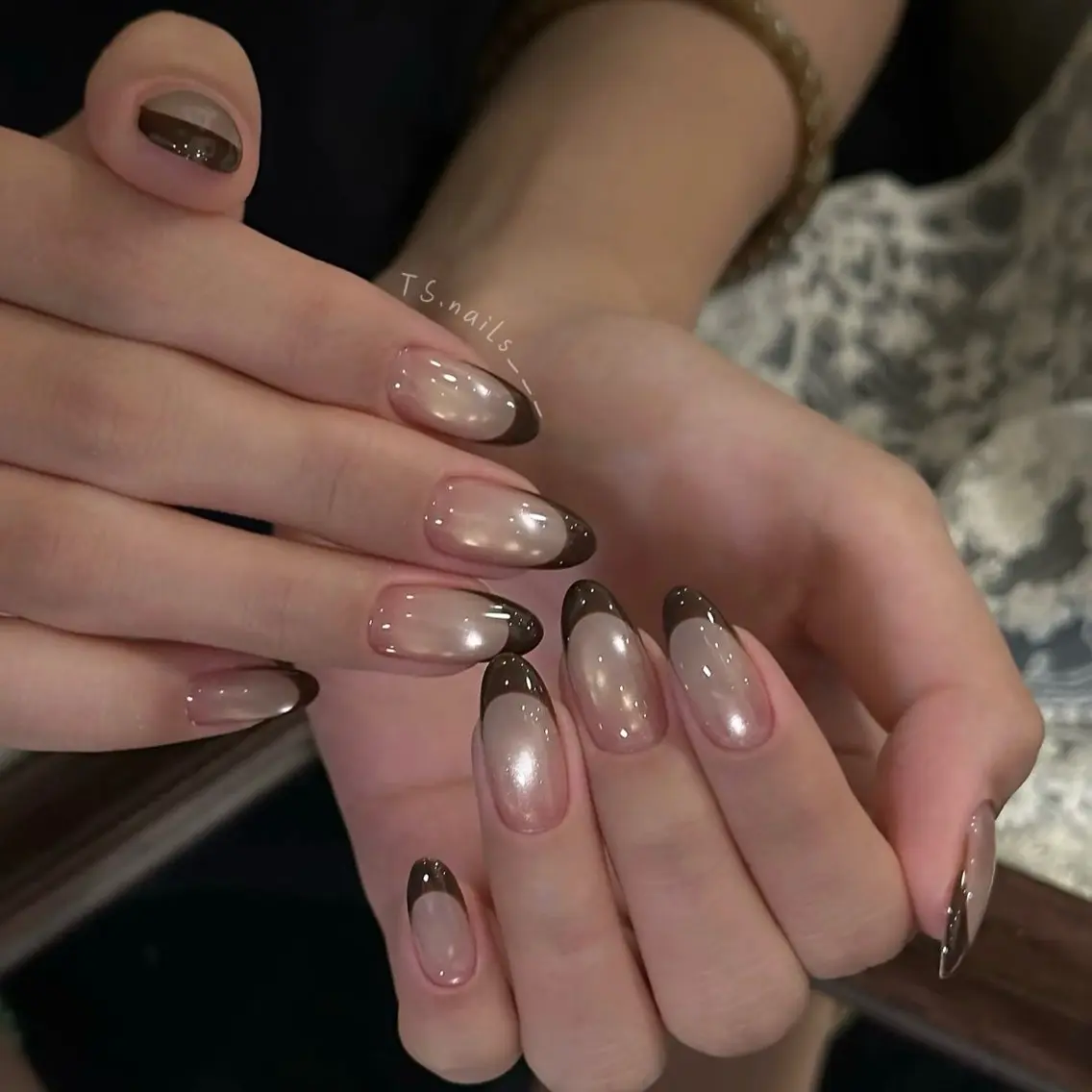 ネイル キラキラネイル マグネットネイル 持ち込み オフィスネイル シンプルネイル TS. nails___のネイルデザイン