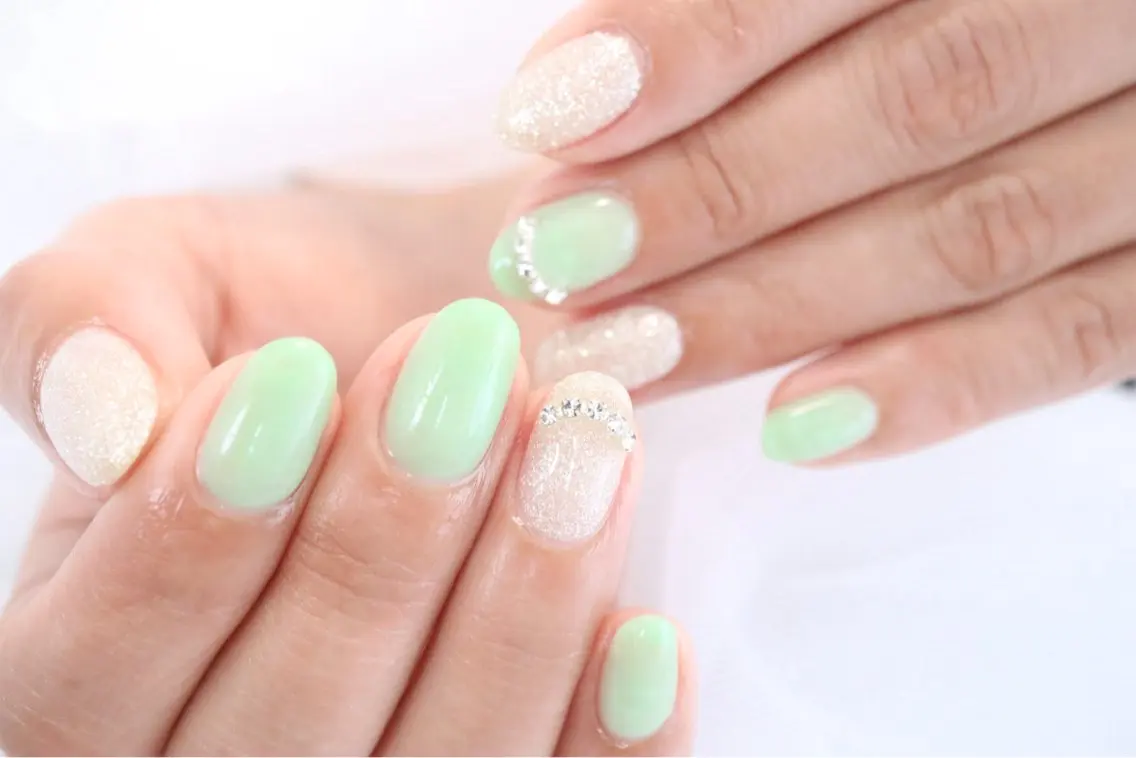 ネイル nailsalon Manina齋藤愛美のネイルデザイン