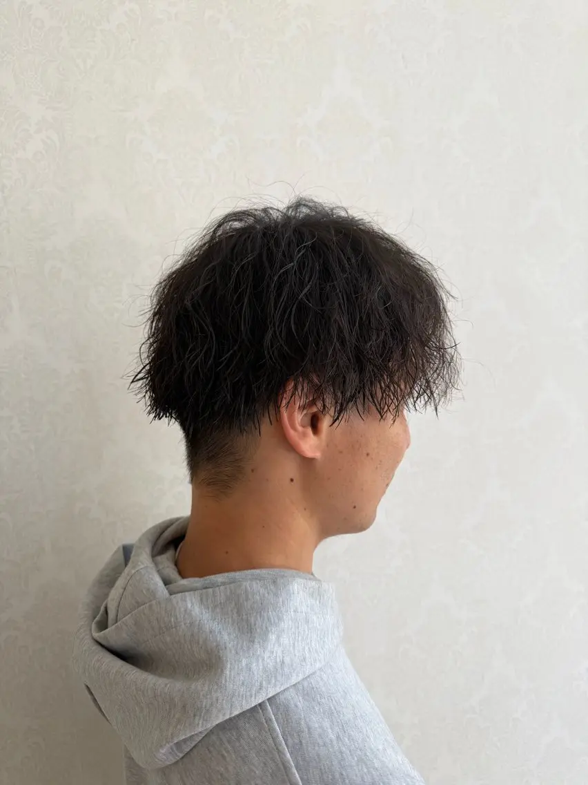 カット+ツイストスパイラルパーマの写真