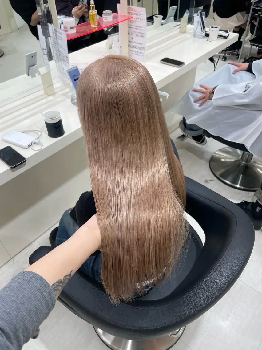 ロング カラー ヘアアレンジ 🎀 yuuka🎀のヘアスタイル