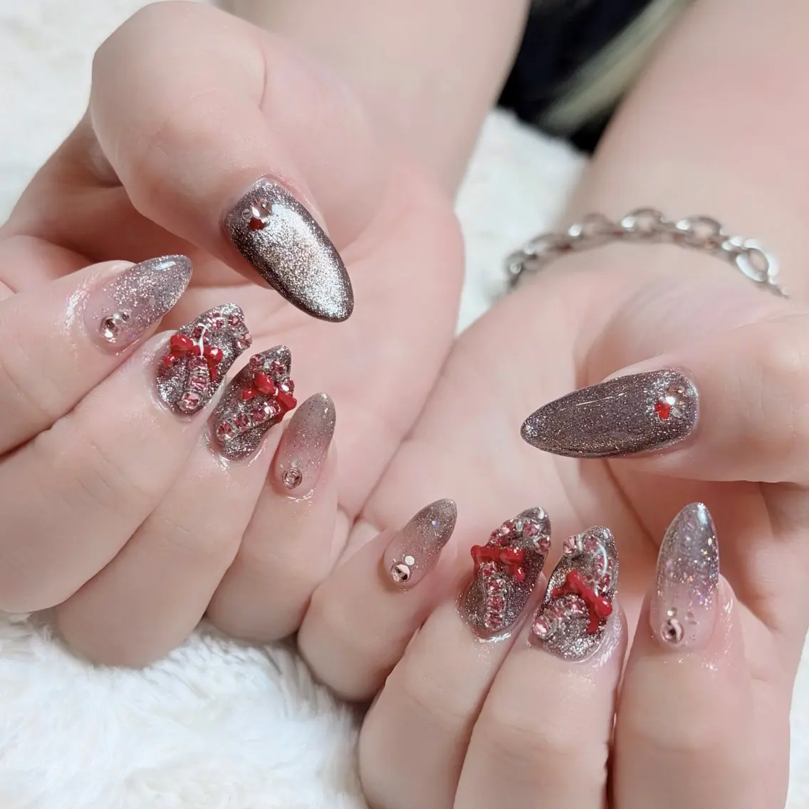 ネイル ハート ハンドネイル Naruse Momoのネイルデザイン