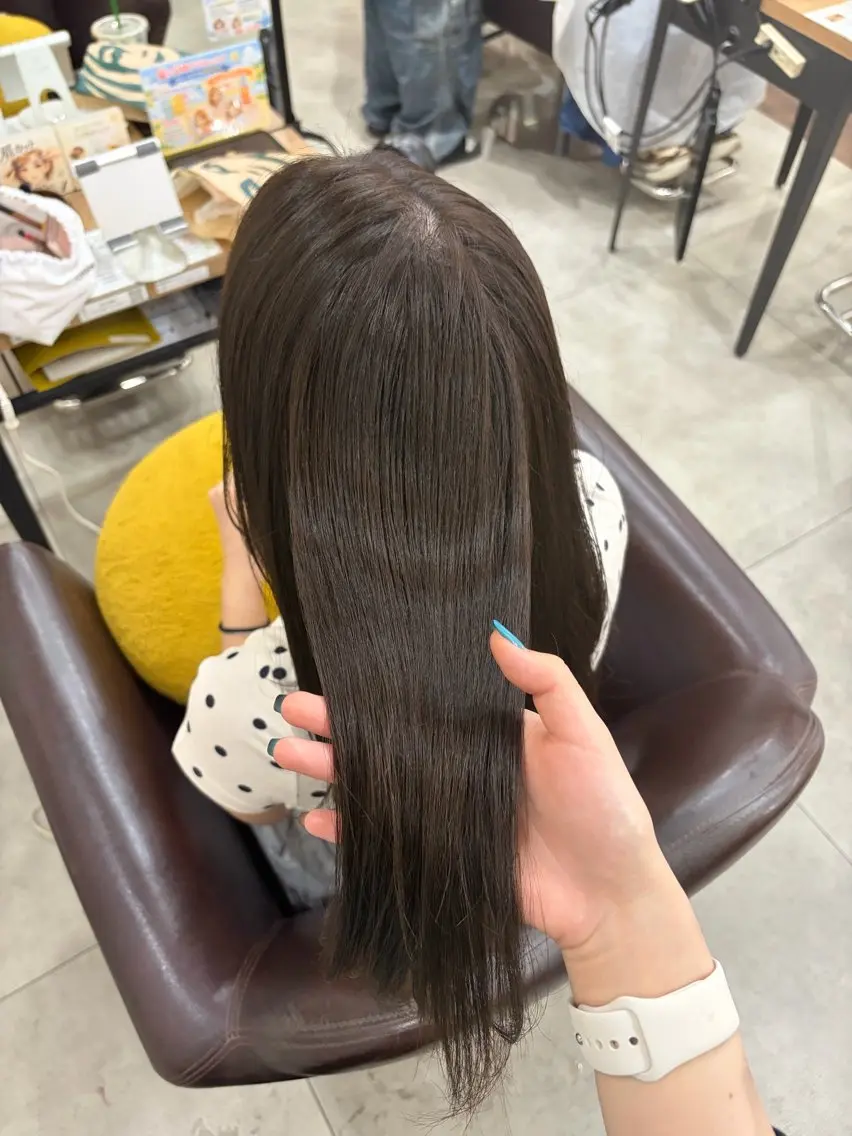 営業後限定　ダメージが気になる方にオススメ‼️ワンカラー+魔法のバブル🫧（マイクロバブル）の写真
