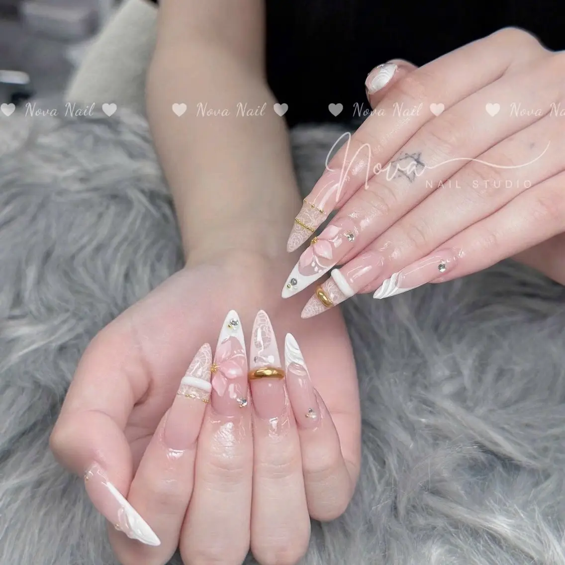 ネイル アートネイル ジェルネイル キラキラネイル 韓国ネイル ロングネイル ハンドネイル Nova Nail Nambaのネイルデザイン