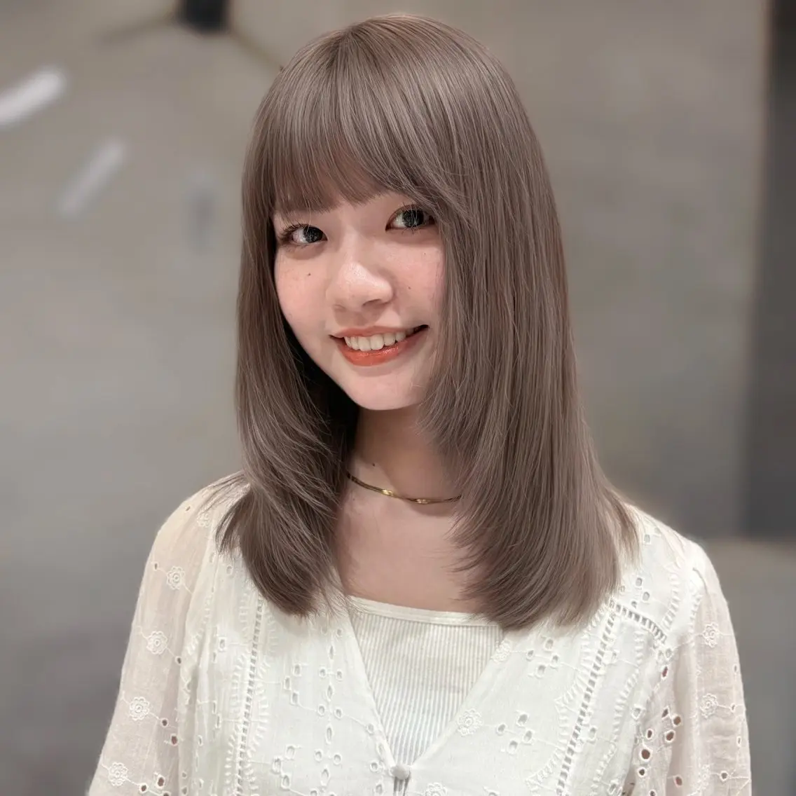 ロング カラー ハイトーンカラー 顔周りカット レイヤーカット カット 梅田美容室/レイヤー /ベージュ/miyuのヘアスタイル