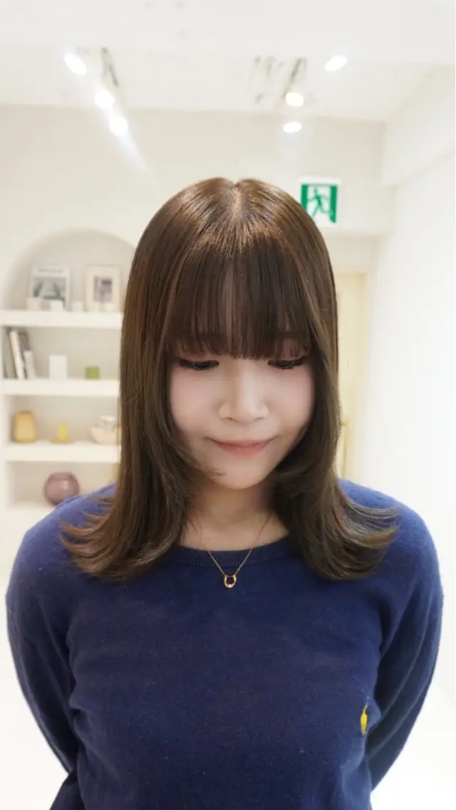 ミディアム カラー ベージュカラー 透明感カラー オリーブベージュ ヘアカラー トリートメント カットモデル募集中 千葉大夢のヘアスタイル