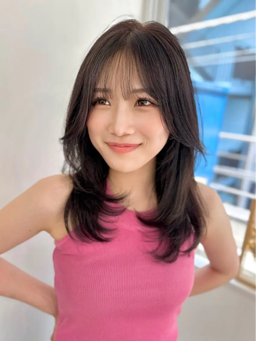 セミロング カラー カット ヘアカラー トリートメント 顔まわりレイヤー× 韓国ヘアオタベシンヤのヘアスタイル