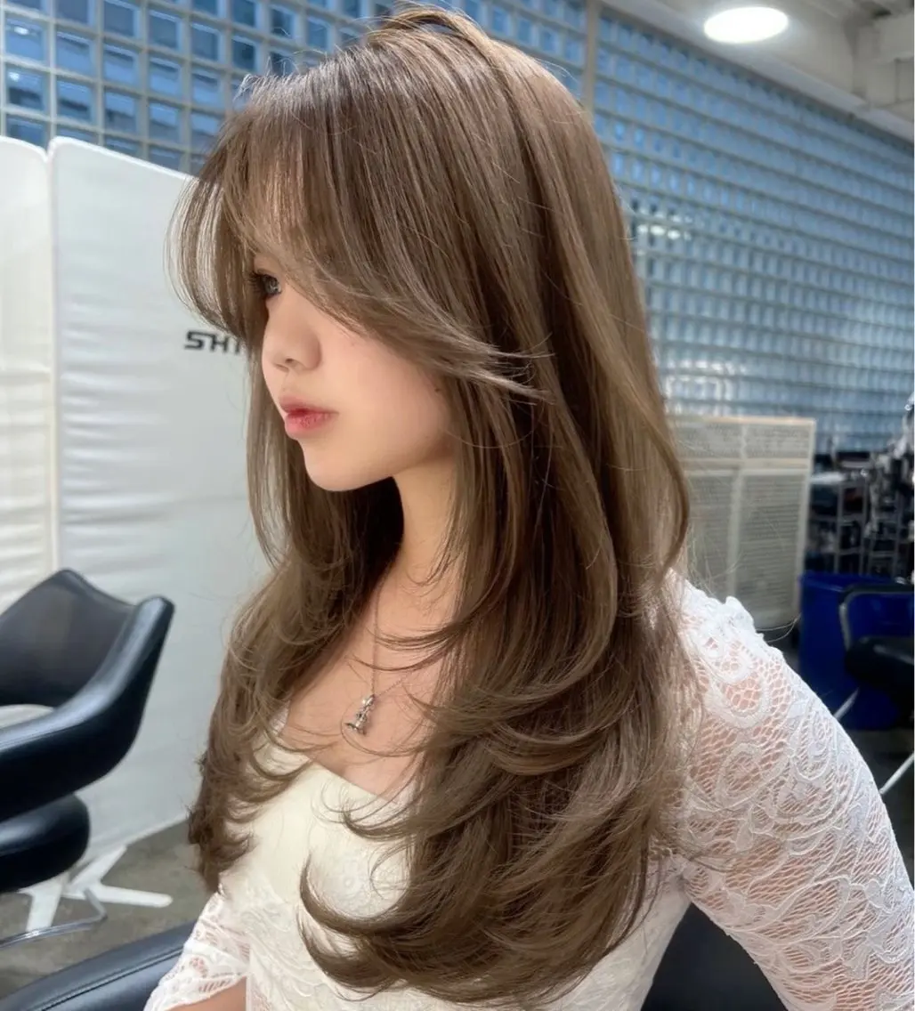 ロング TEMIL HAIR 《まお》のヘアスタイル