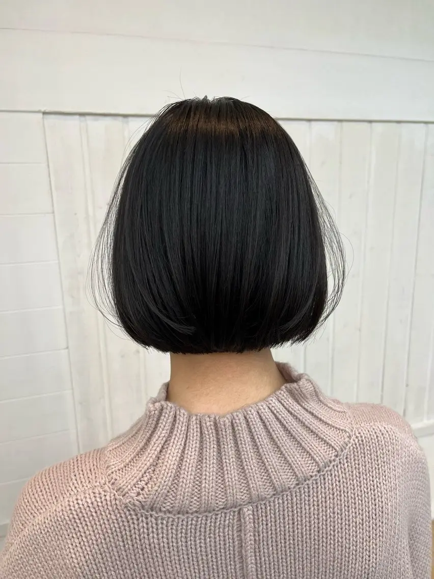 ショート カラー パーマ ヘアアレンジ 切りっぱなしボブ ショートボブ ボブ 髪質改善 似合わせカット カット トリートメント ヘッドスパ ヘアセット ✨綺麗が続くカット ✨/星野六三四のヘアスタイル