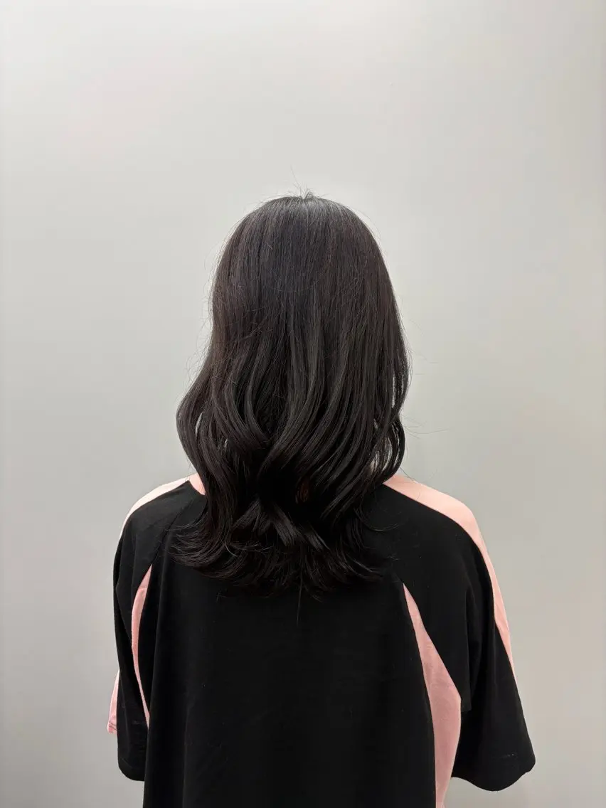 ロング カラー ヘアカラー MIU ROCCO3rdのヘアスタイル