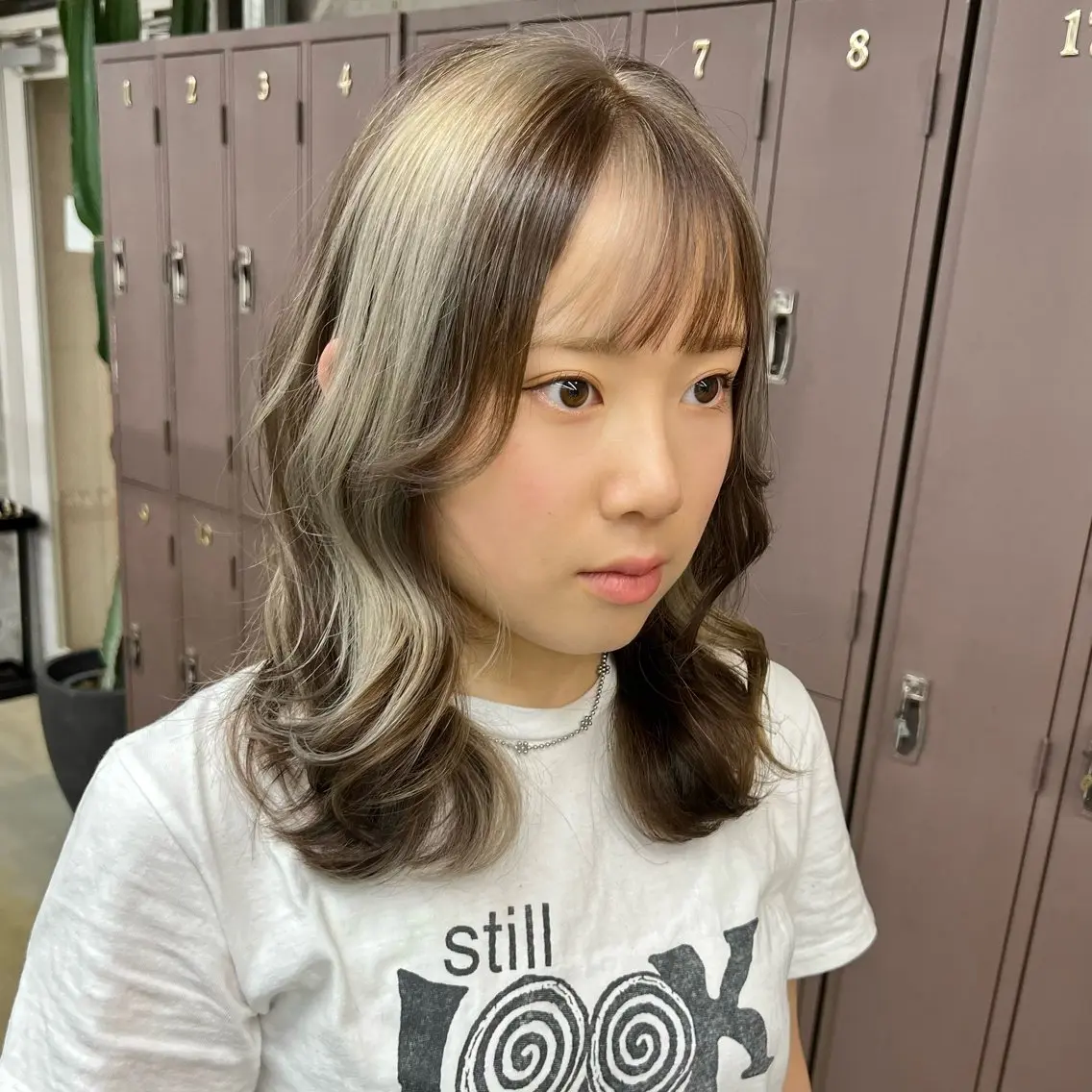 ミディアム カラー カット ヘアカラー 韓国レイヤー🇰🇷 メンズ 細江美紅のヘアスタイル