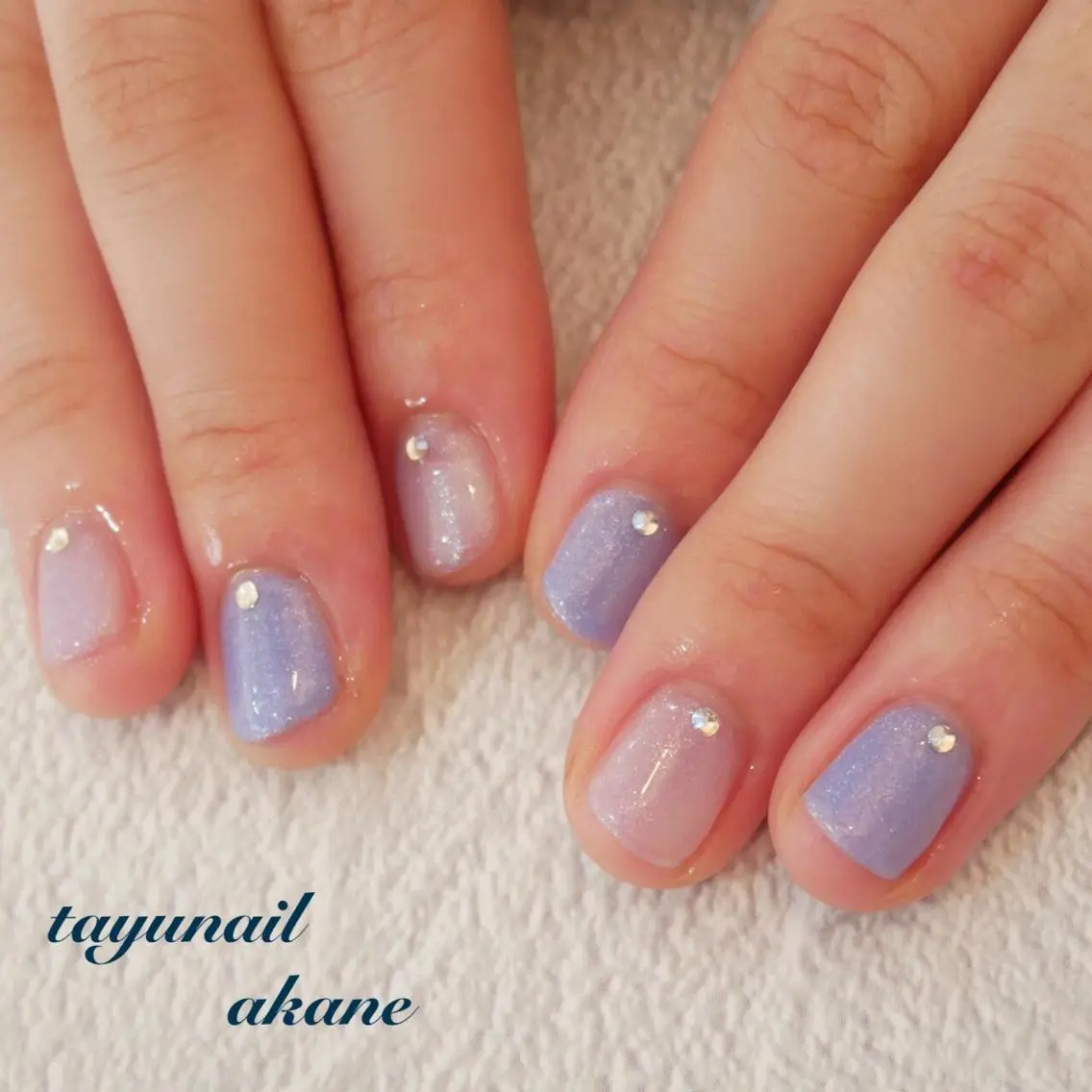 ネイル アートネイル ブルー ジェルネイル パラジェル 夏ネイル ハンドネイル ネイルサロン 【たゆnail】のネイルデザイン