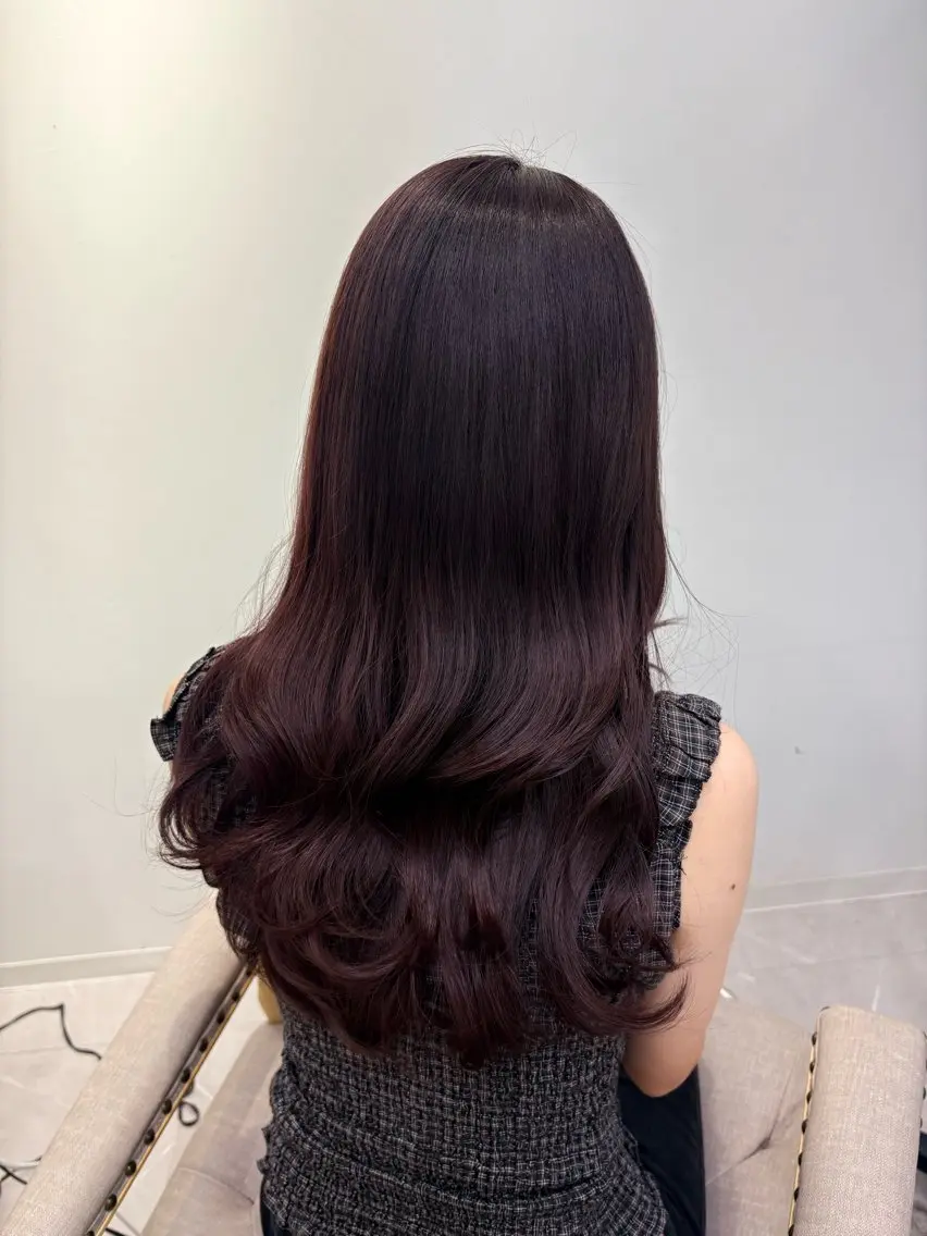 カラー ラベンダーカラー ピンクカラー ヘアカラー ミディアムレイヤー/ 艶カラーNorikaのヘアスタイル