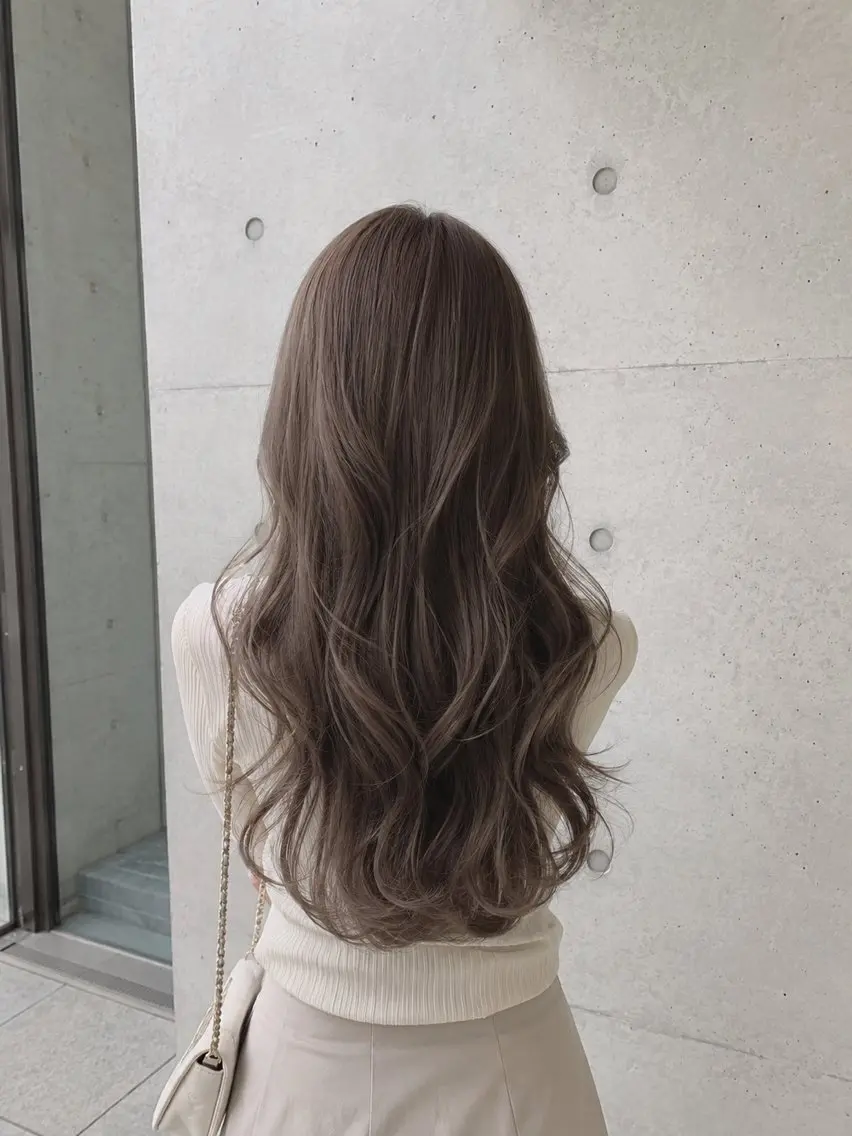 ロング カラー ベージュカラー オリーブベージュ オリーブ特化/透明感 /垢抜け/るき⭐️のヘアスタイル