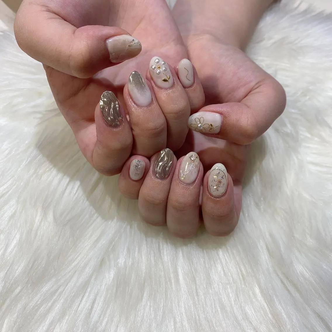ネイル ハンドネイル 西岡 杏のネイルデザイン