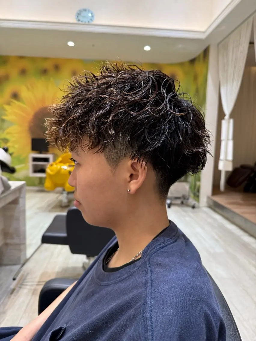 ショート パーマ メンズ メンズパーマ ツイストスパイラルパーマ スパイラルパーマ Nol  円山 村上 心のヘアスタイル