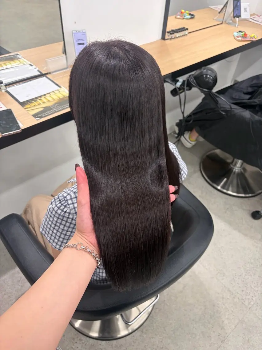 ロング カラー ブリーチ 髪質改善 トリートメント ヘアカラー 💗愛され暖色💗 ピンク/レッド💗のヘアスタイル