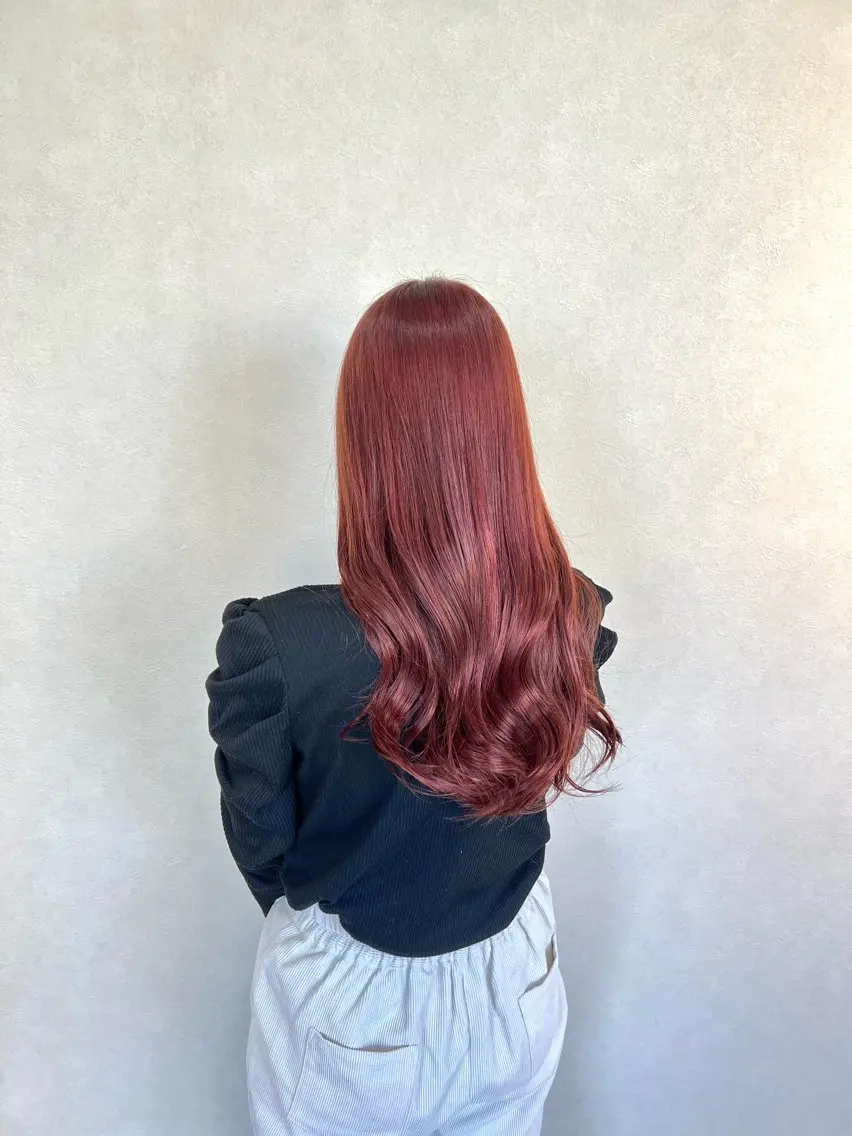 ロング カラー ブリーチ カシス ダブルカラー ブリーチなしカラー ピンクカラー カット ヘアカラー トリートメント ショート/白髪ぼかし 君和田若菜のヘアスタイル