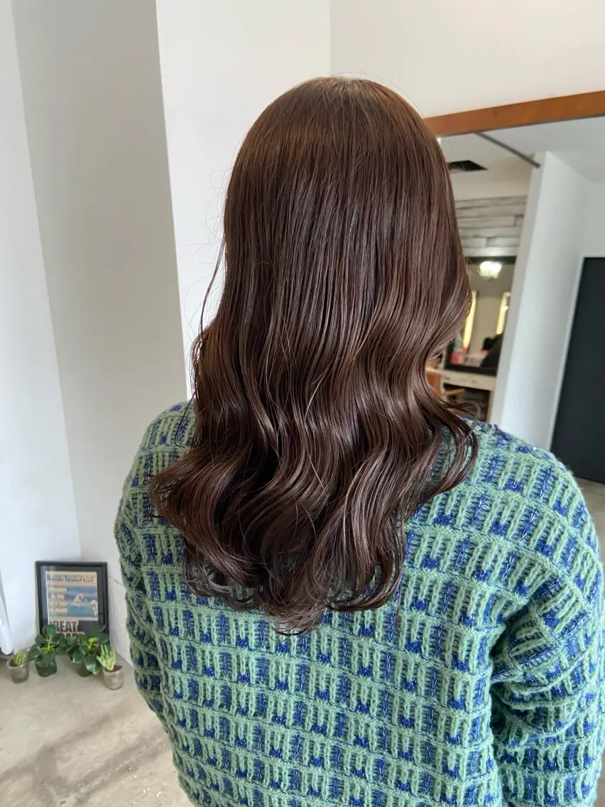 セミロング まつ あみのヘアスタイル