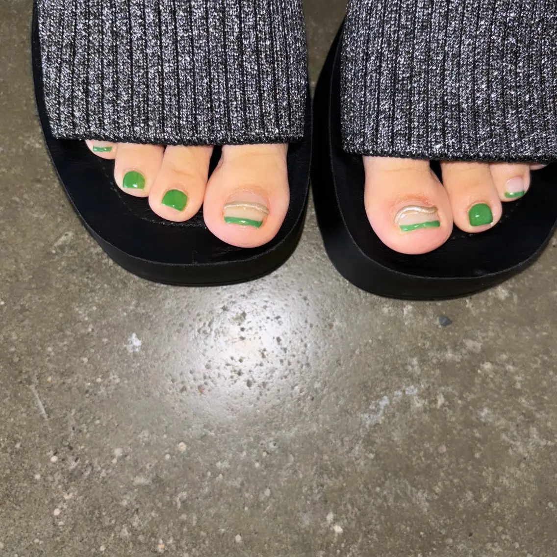 ネイル ハンドネイル フットネイル 直方市ネイルサロン minuitのネイルデザイン