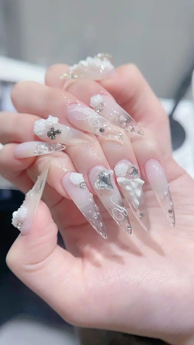 ネイル ハンドネイル SHE Nailのネイルデザイン